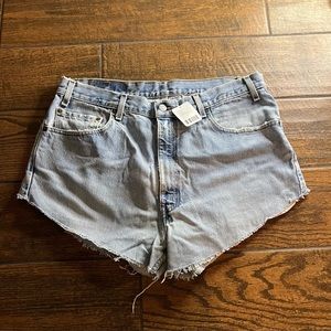 Women’s Vintage Levi Shorts